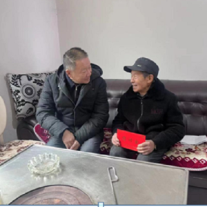 新春走訪送祝福 情暖退役老兵心